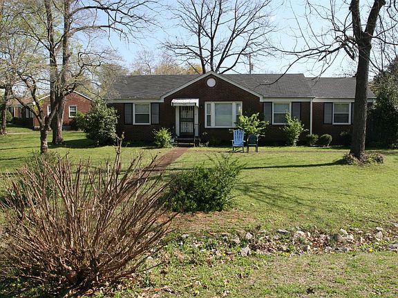 2nd image of 211 Clearview Dr