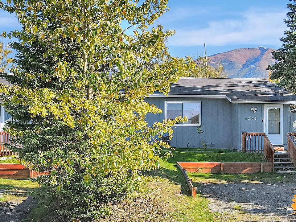 1st image of 1201 Boston St