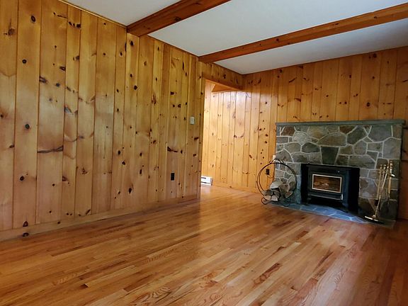 2nd image of 104 Dylan Ln