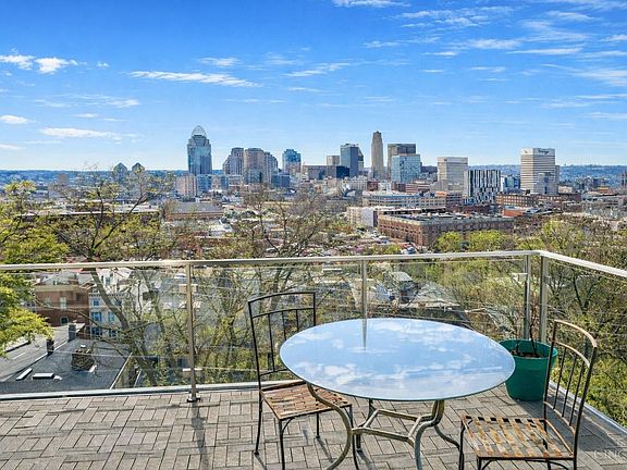 3rd image of 436 Boal St