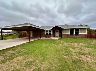 105 Driftwood St, Bronte, TX 76933