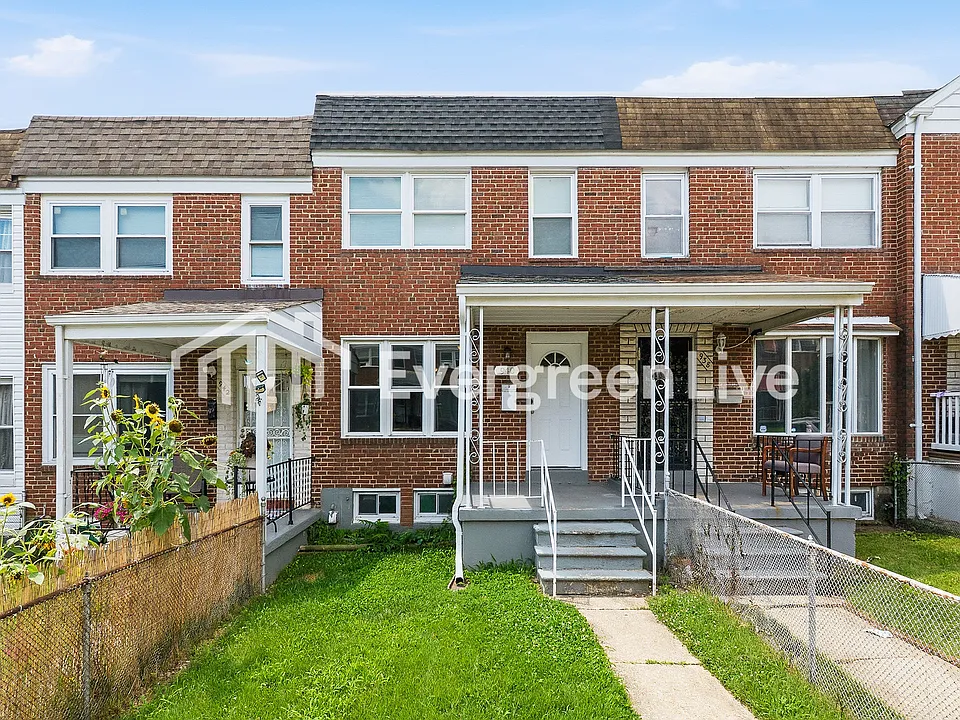 940 Elton Ave