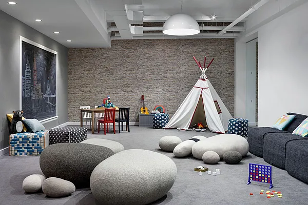 Rented by Manhattan Spaces | media 48