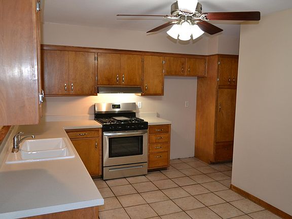 2nd image of 1112 Mayfair Pl