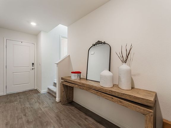 4th image of 2691 Mango Light Ave #Las