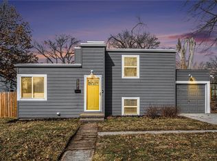 534 NE 44th St, Kansas City, MO 64116