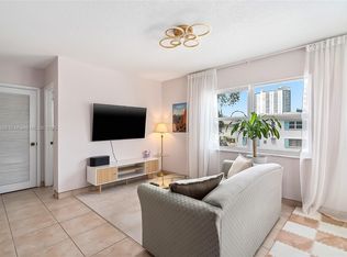 Palmview Condominium, Hollywood, FL 33020
