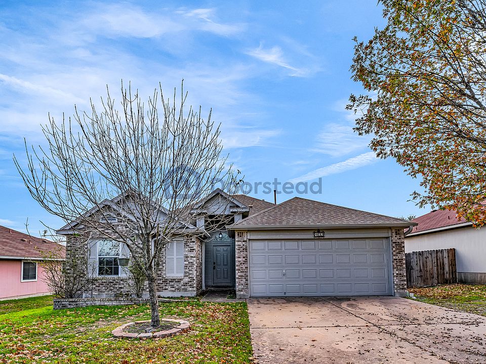 1st image of 402 Estate Dr