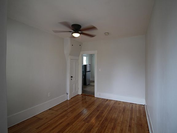 Living/Bedroom