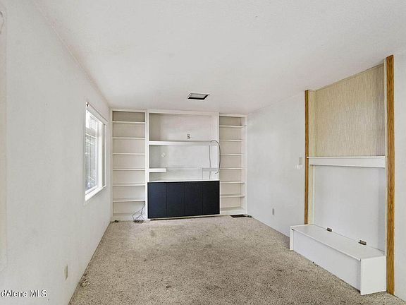3rd image of 2817 N 10th Pl