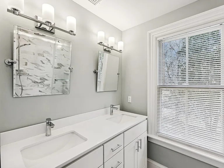 75 Georgica Rd — Photo 19
