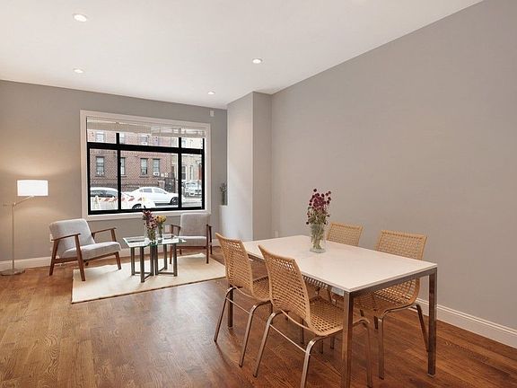 4th image of 278 Hawthorne St #1
