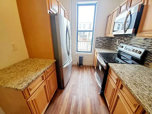 Rented by Brooklyn Property Group LLC | media 26