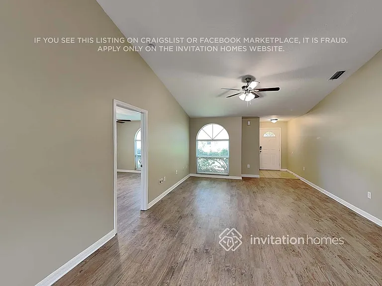 2021 Old Trevor Way — Photo 3