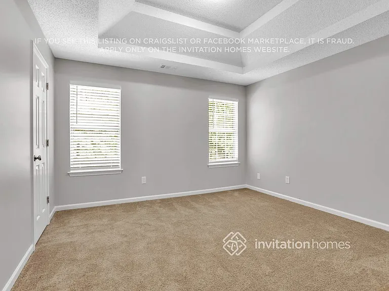 5614 Carriage Walk Way — Photo 19