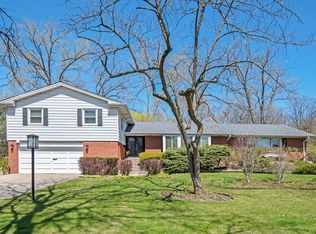 885 Edgewood Rd, Highland Park, IL 60035