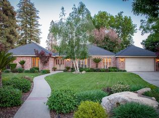 400 N Montgomery Ct, Visalia, CA 93291