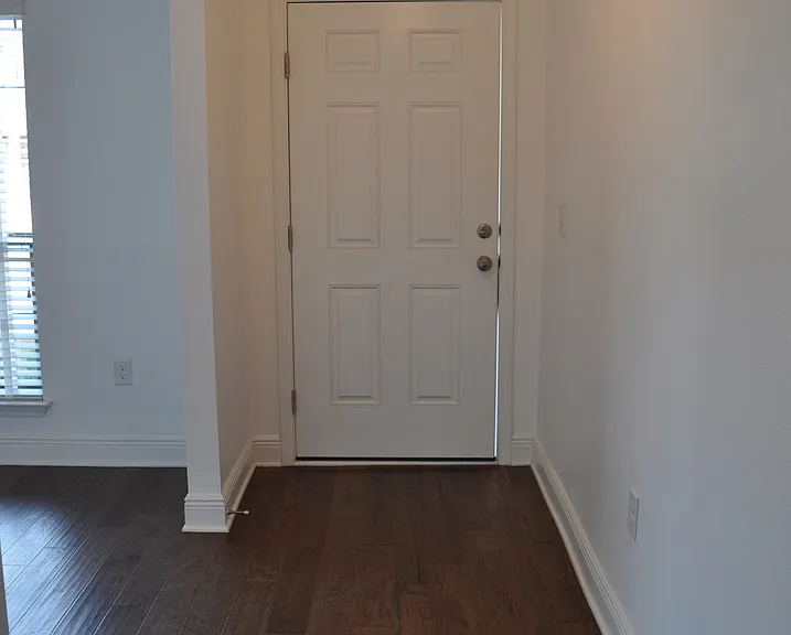 493 Cocobolo Dr — Photo 3