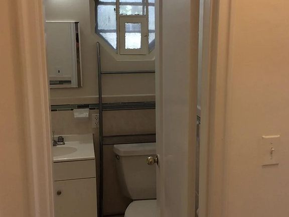 4th image of 13544 78th Ave #22A