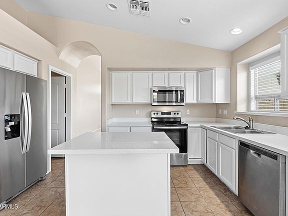 3rd image of 17478 N GATUN Avenue