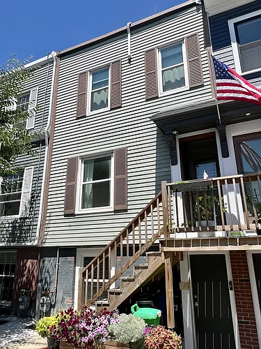 372 E 8th St Photo 1