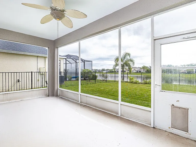 11328 Misty Isle Ln — Photo 16