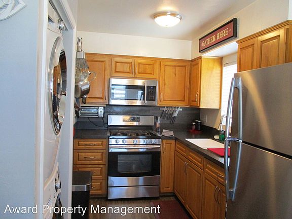 3rd image of 8411 Carlisle Dr