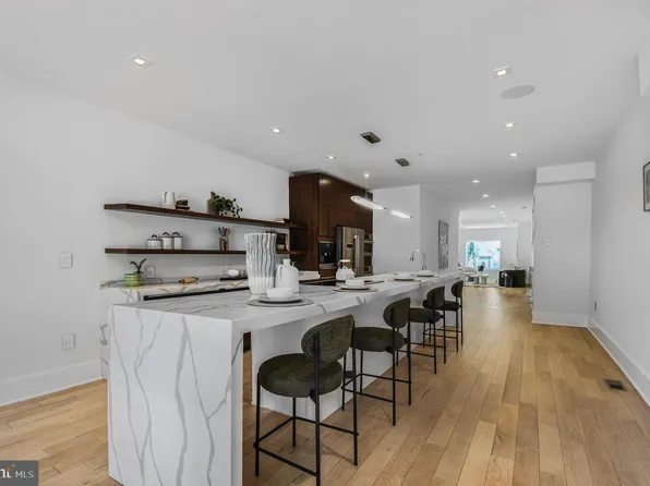 2515 Ontario Rd NW Unit 1, Washington, DC 20009