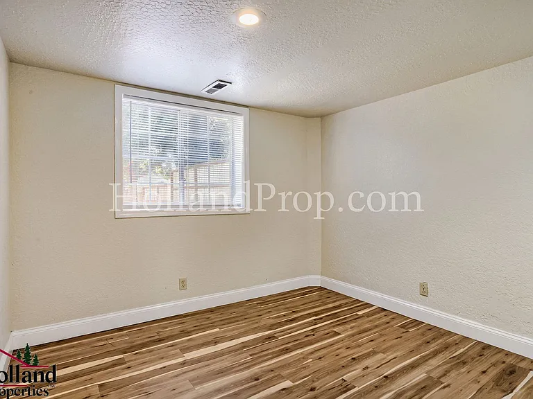 11436 SE 33rd Ave — Photo 18