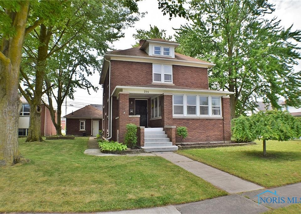 1st image of 215 W 1st St