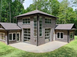 138 Gap Falls Ln, Maryville, TN 37803