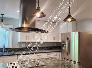 1401 V St #V, Sacramento, CA 95818
