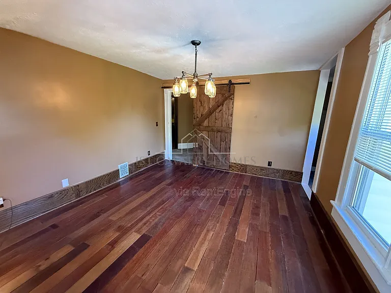 1076 Ackley St #2 — Photo 16