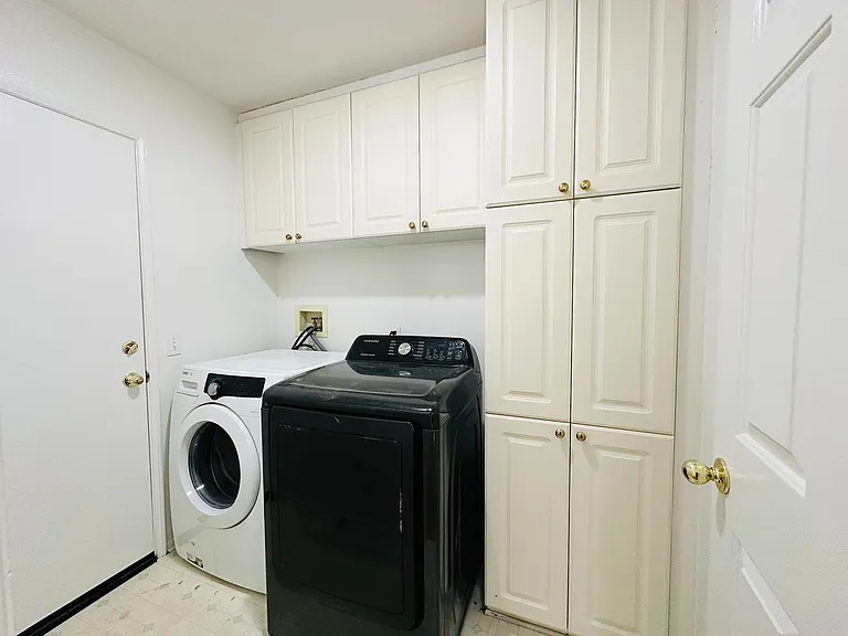 26253 King Edwards Dr — Photo 19