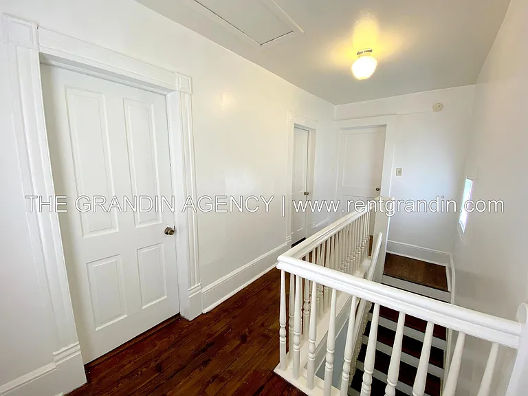 909 13th St SE — Photo 21