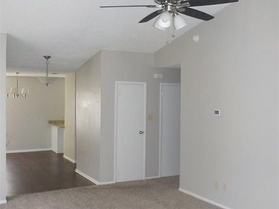 4th image of 1028 Carmody Dr