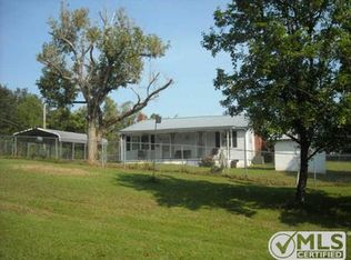 1025 Ed Burgess Rd, Ashland City, TN 37015