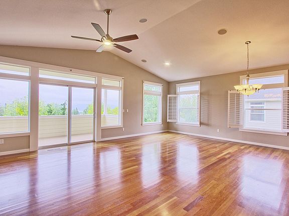 2nd image of 360 N Stonegate Dr