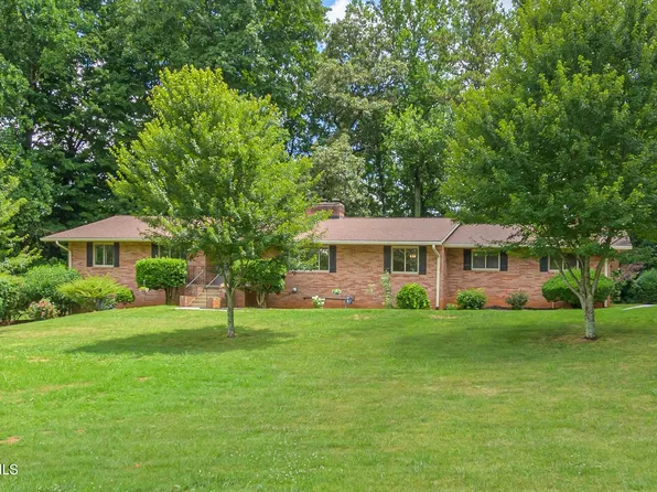 3304 SW Timberlake Dr, Knoxville, TN 37920