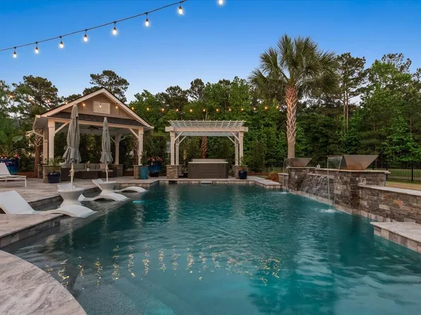 1483 Edgemoor Ave, Mount Pleasant, SC 29466