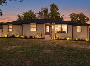2801 Donna Hill Dr, Nashville, TN 37214