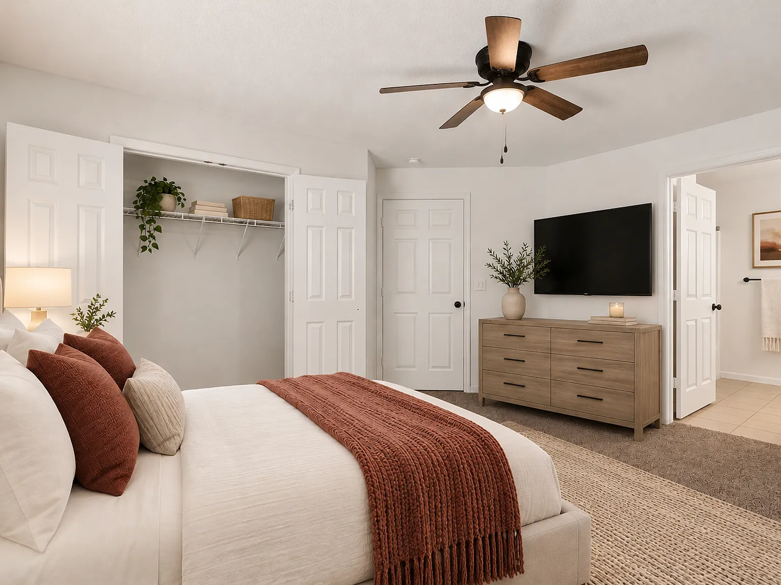 Southern View Apartments — Photo 2