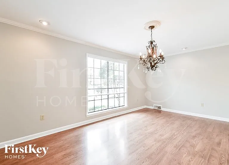 6993 Loddon Cv — Photo 5