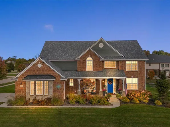 23884 Yerkes Dr, South Lyon, MI 48178