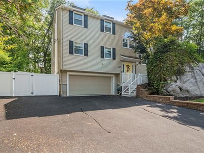 7 Aurora Dr, Cumberland, RI, 02864