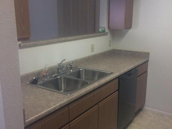 3rd image of 616 S Hardy Dr