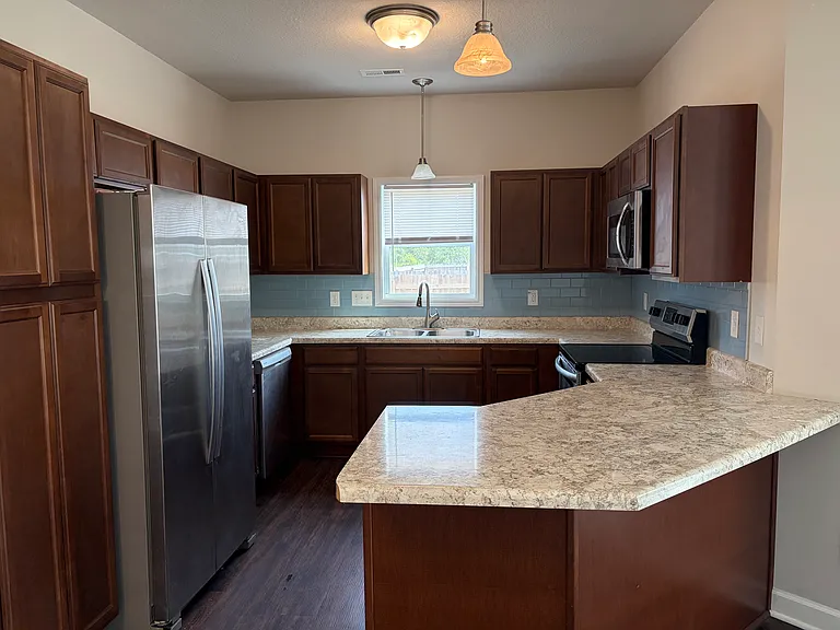 408 Vandemere Ct — Photo 13
