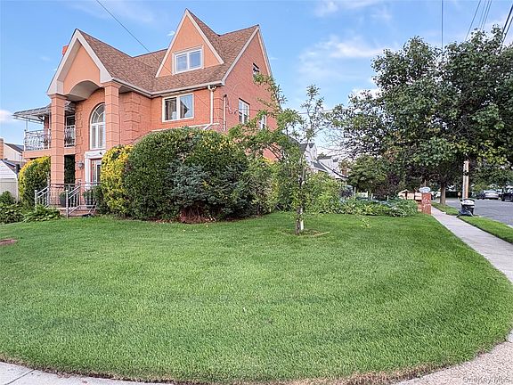 2nd image of 34 Marlowe Road