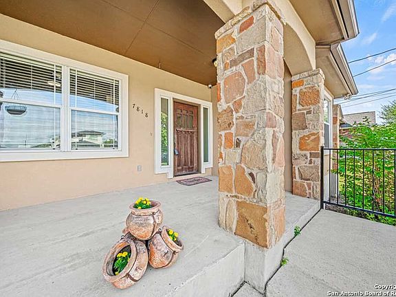 3rd image of 7818 Belle Glade Blvd