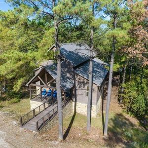 367 Pickleberry Trl, Broken Bow, OK, 74728